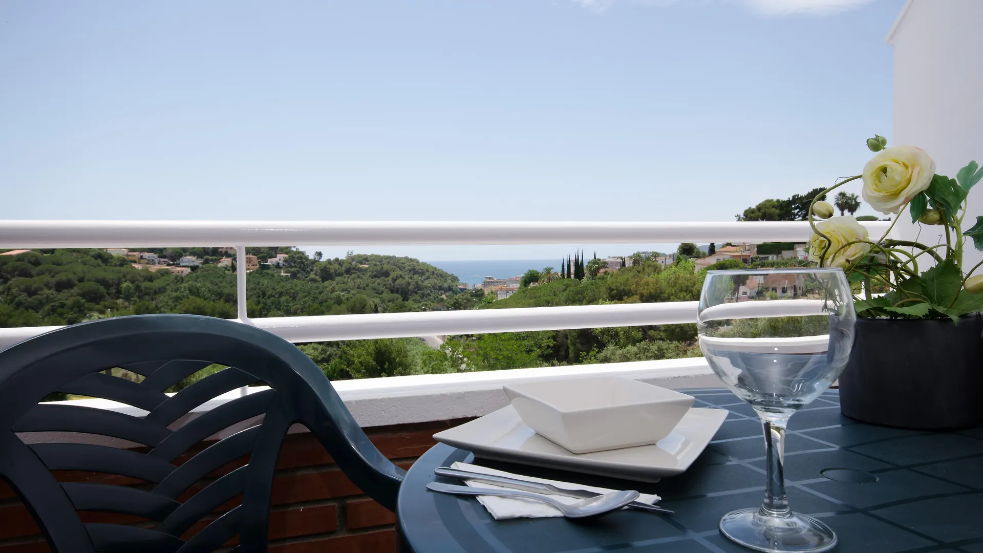 Aparthotel Apartaments Els Llorers Lloret de Mar